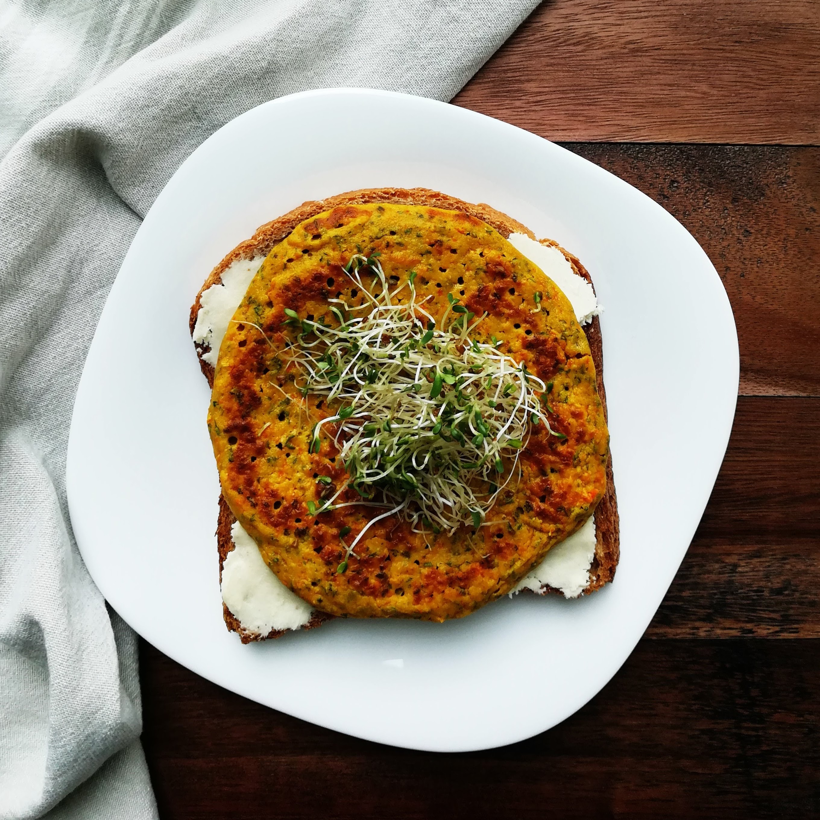Winter brunch with freshly baked bread